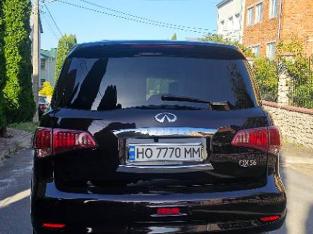 Infiniti QX56 - фото 5