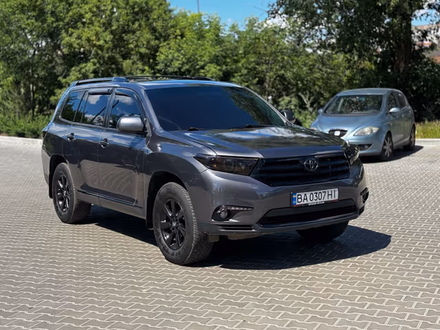 Toyota Highlander - зображення 1