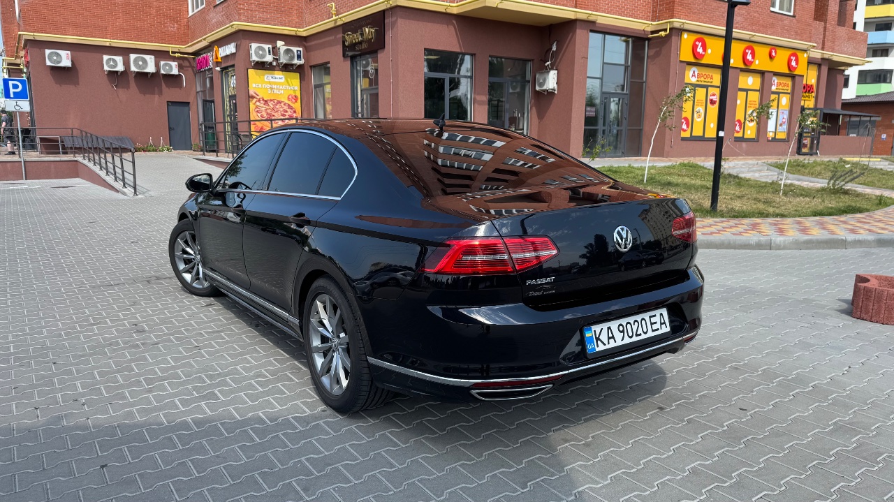 Volkswagen Passat - фото 6