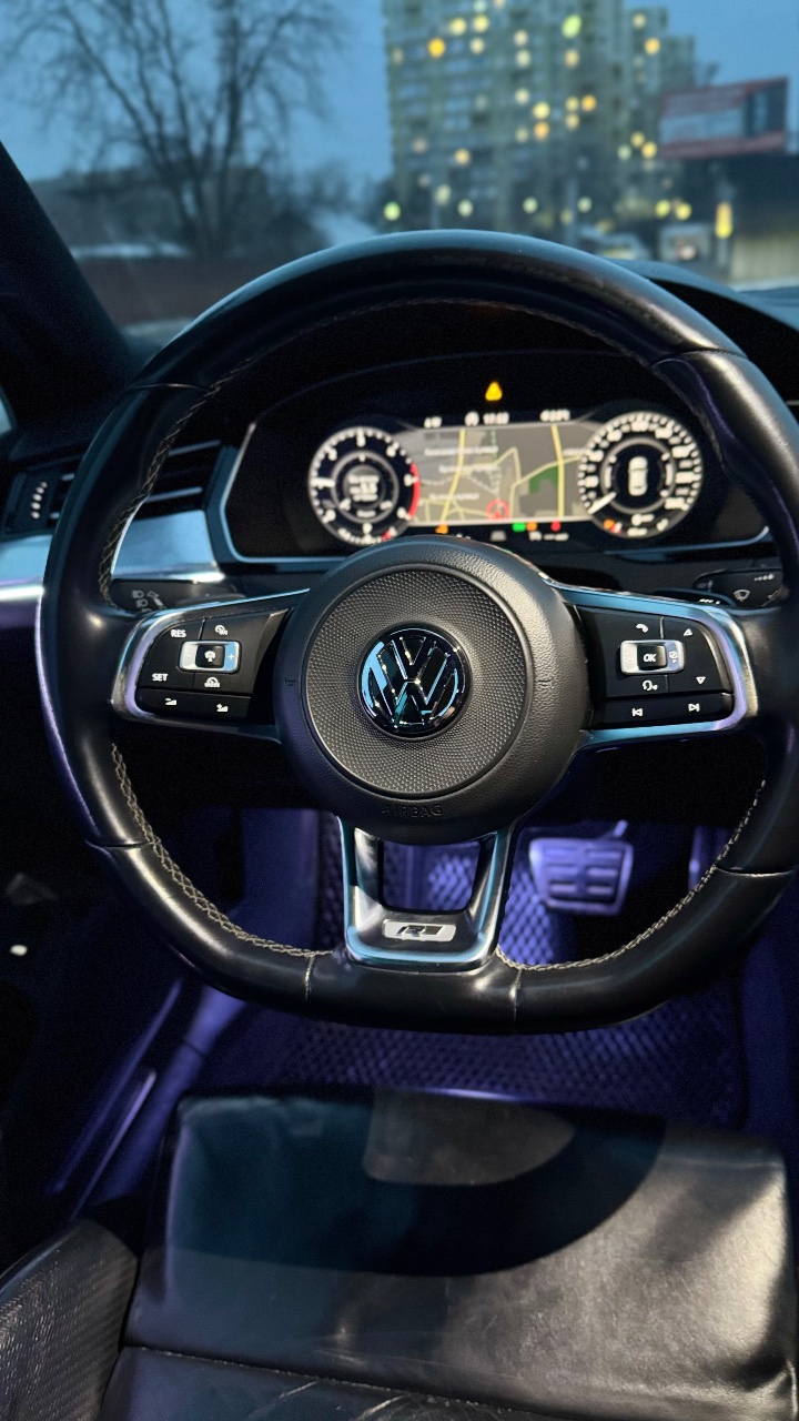 Volkswagen Passat - фото 11