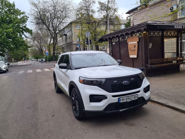 Ford Explorer - зображення 2