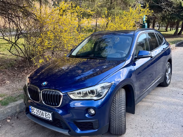 BMW X1 - зображення 1