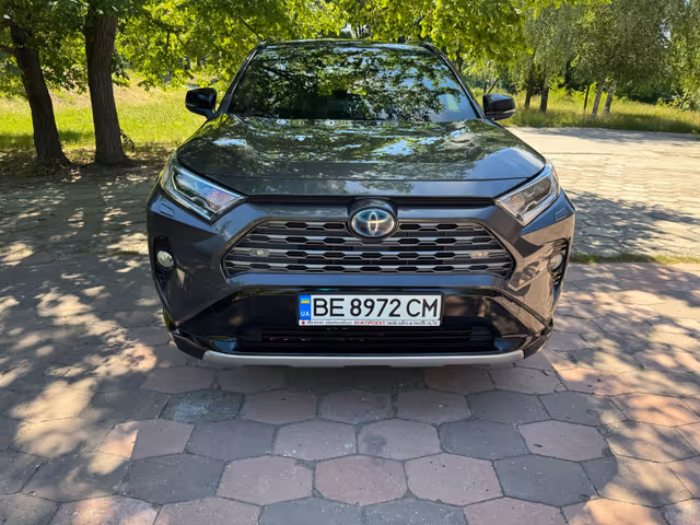 Toyota RAV4 - зображення 1