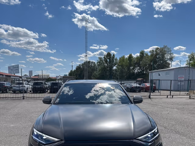 Audi Q8 - зображення 1