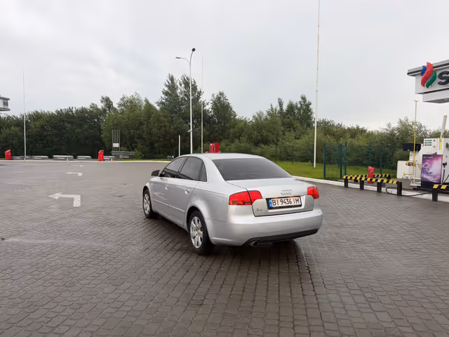 Audi A4 - зображення 5