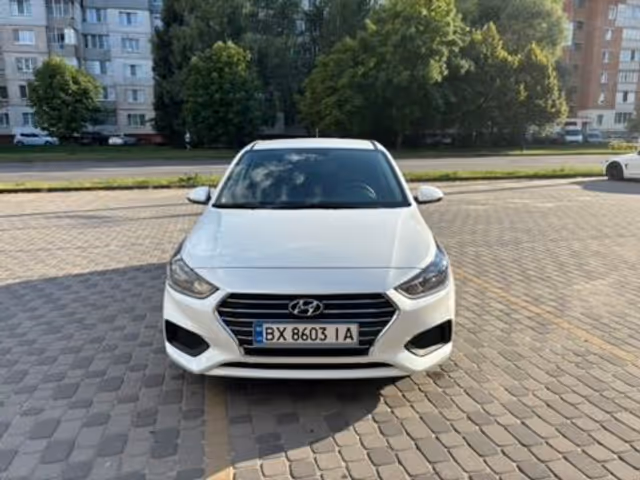 Hyundai Accent - зображення 2