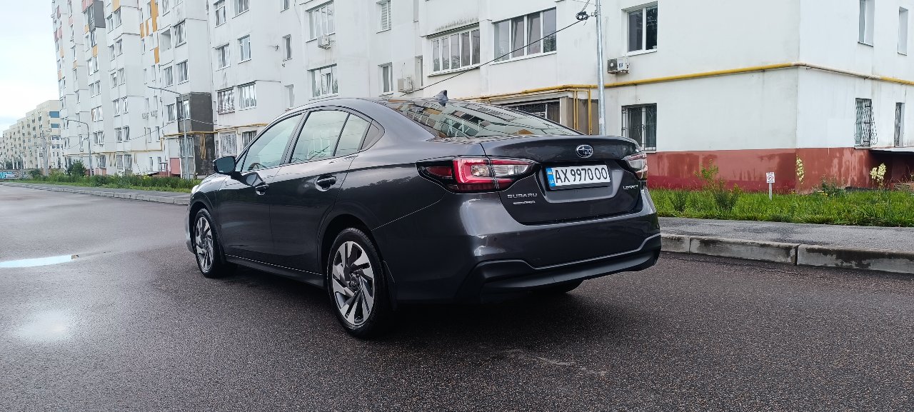 Subaru Legacy - фото 8