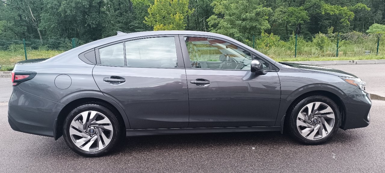 Subaru Legacy - фото 9