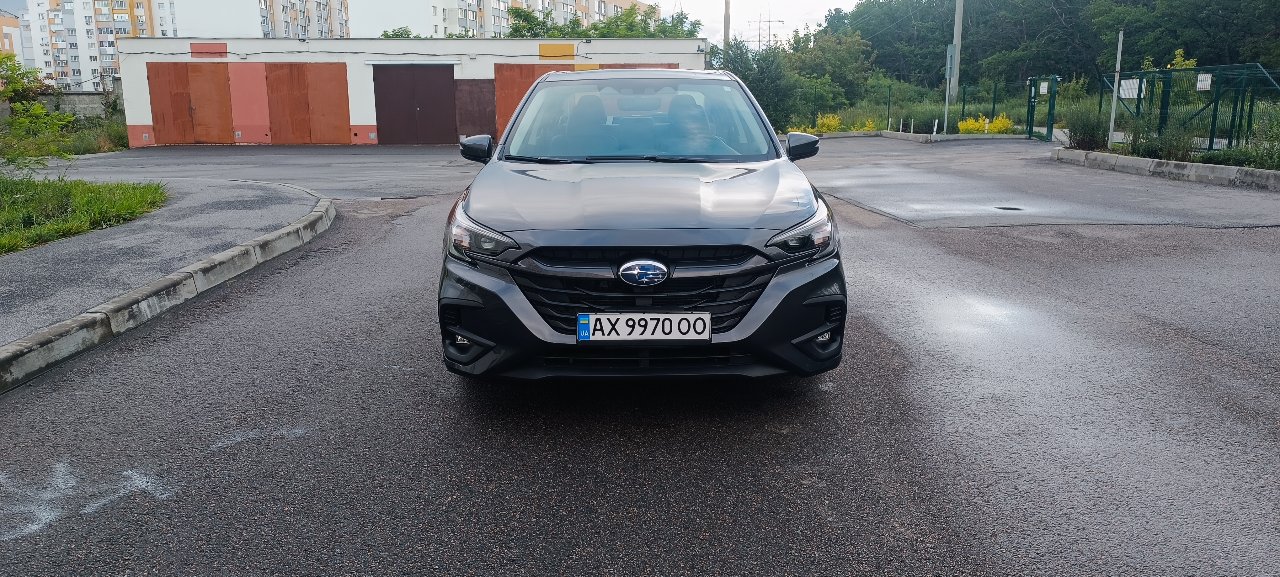 Subaru Legacy - фото 1