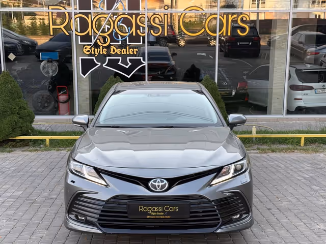 Toyota Camry - зображення 4