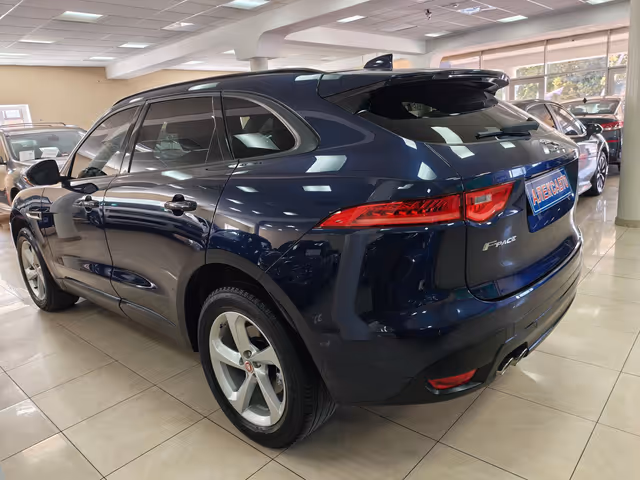 Jaguar F-Pace - зображення 2