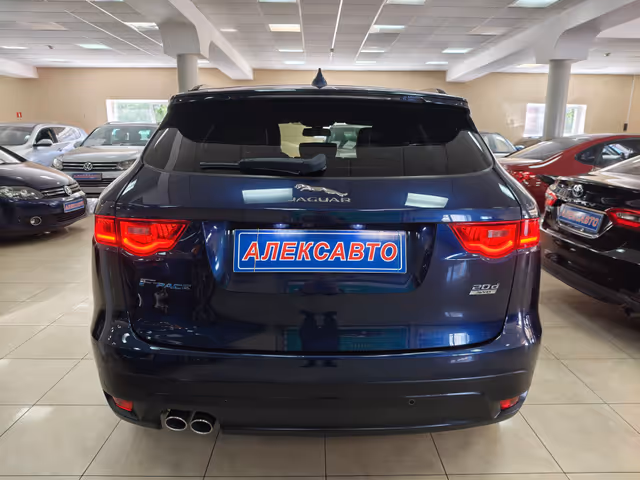 Jaguar F-Pace - зображення 4