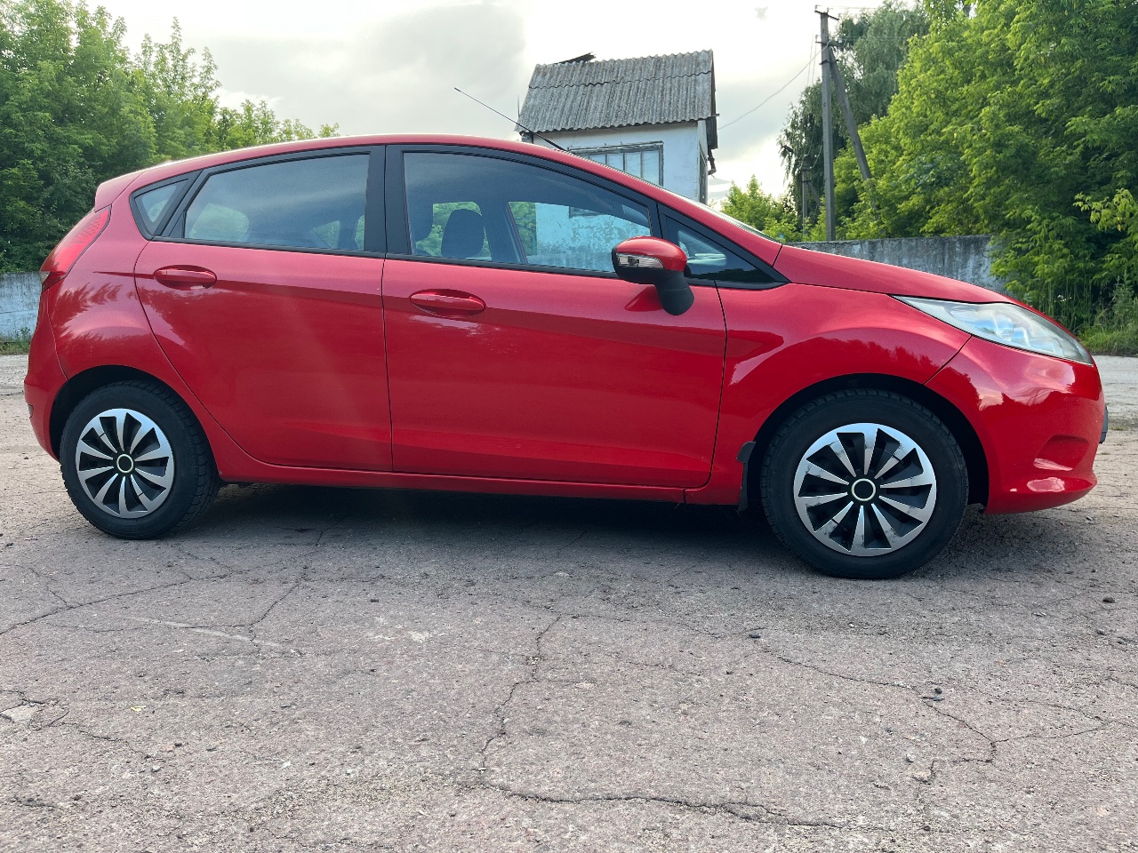 Ford Fiesta - фото 2