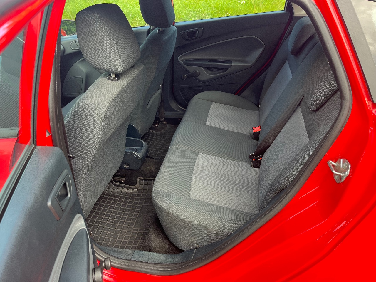 Ford Fiesta - фото 10