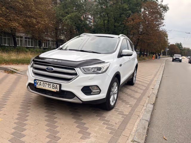 Ford Kuga - зображення 1