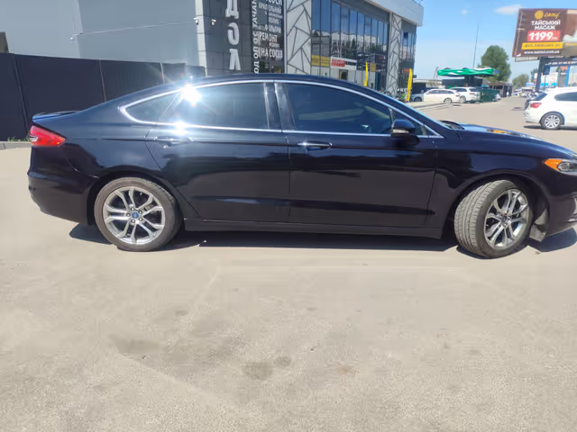 Ford Fusion USA - зображення 2