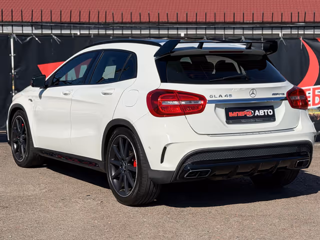 Mercedes-Benz GLA AMG - зображення 4