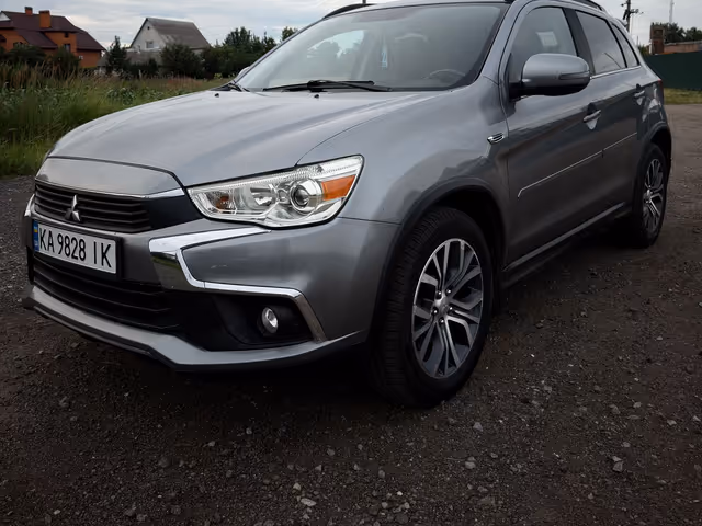 Mitsubishi Outlander - зображення 2