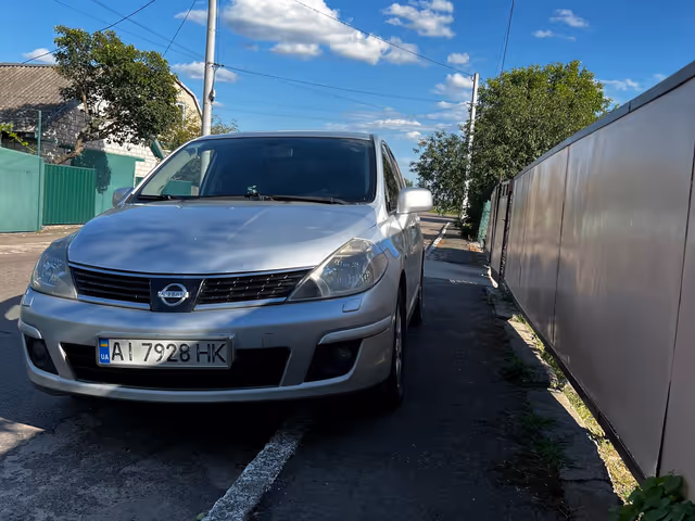 Nissan Tiida - зображення 2