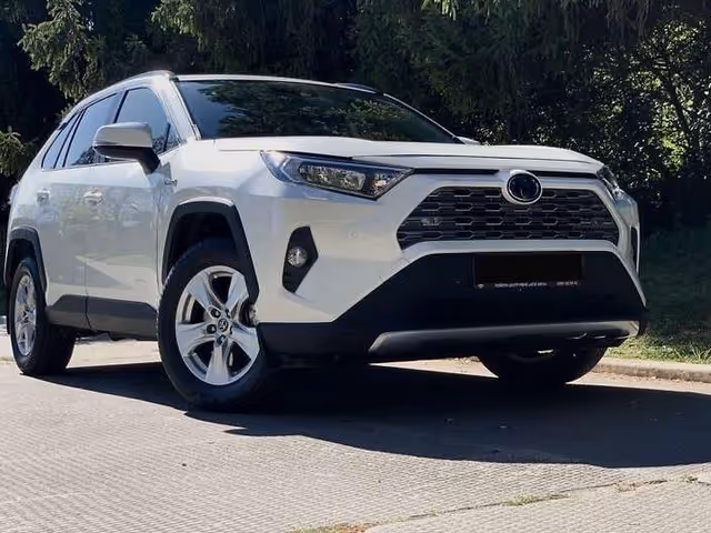 Toyota RAV4 - зображення 1