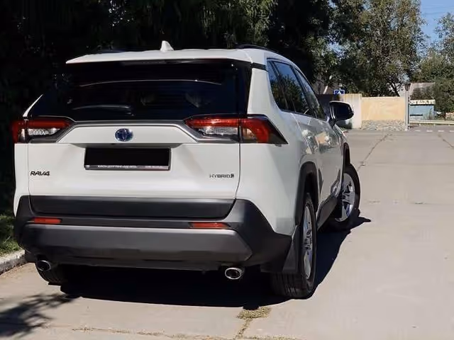 Toyota RAV4 - зображення 5