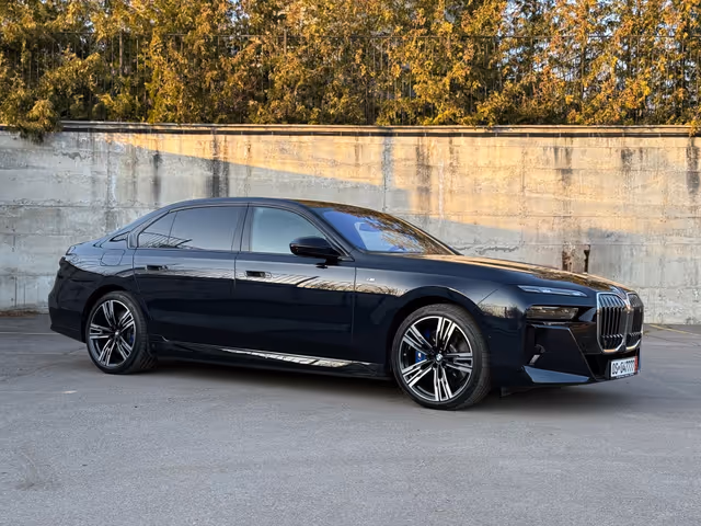 BMW i7 - зображення 3