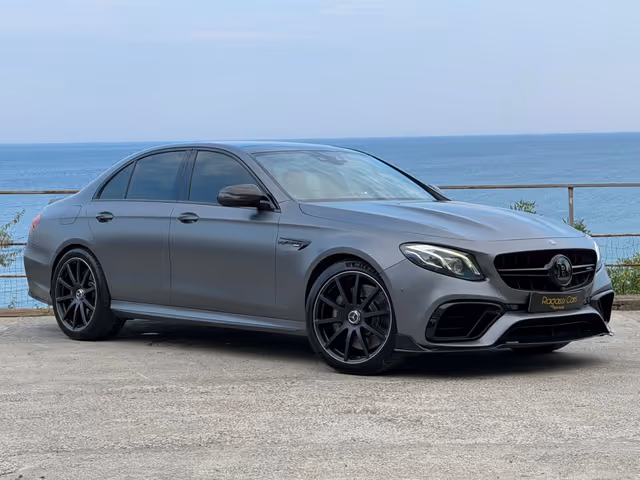 Mercedes-Benz E-Класс AMG - зображення 3