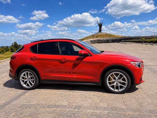 Alfa Romeo Stelvio - зображення 3