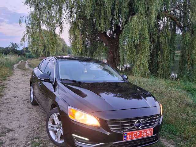 Volvo S60 - зображення 2