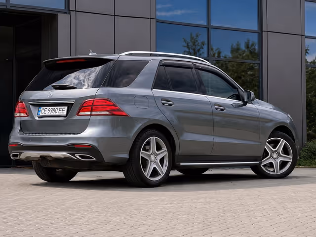 Mercedes-Benz GLE - зображення 2