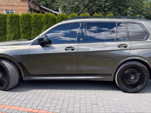 BMW X7 - зображення 5