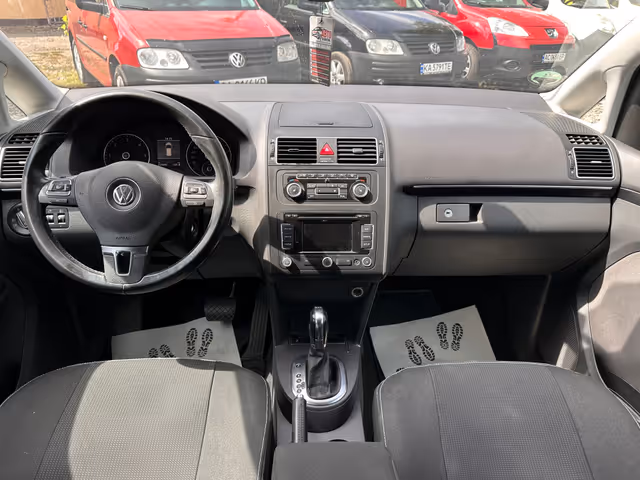 Volkswagen Touran - зображення 4