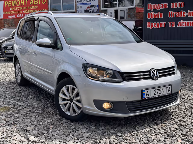 Volkswagen Touran - зображення 1