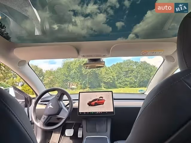 Tesla Model 3 - зображення 2
