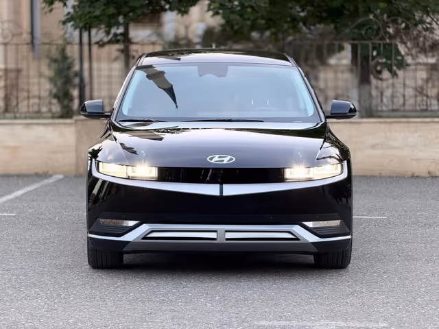Hyundai IONIQ 5 - зображення 3