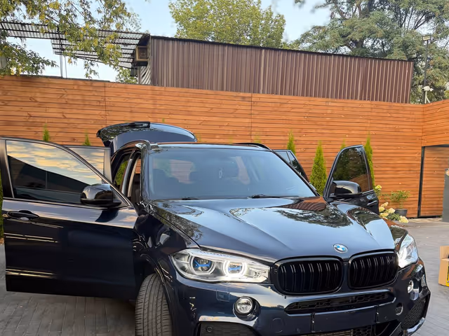 BMW X5 - зображення 3