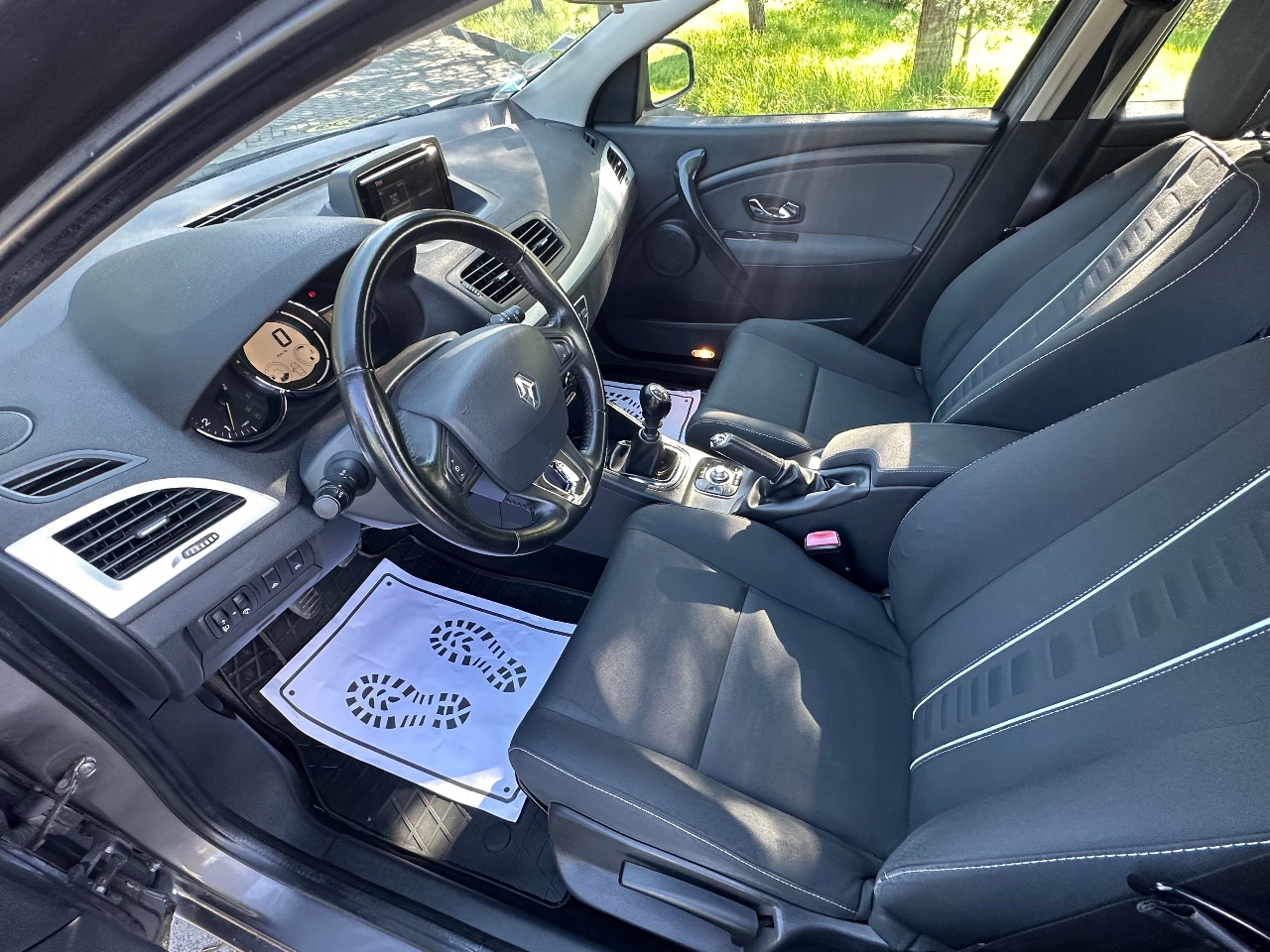 Renault Megane - фото 14