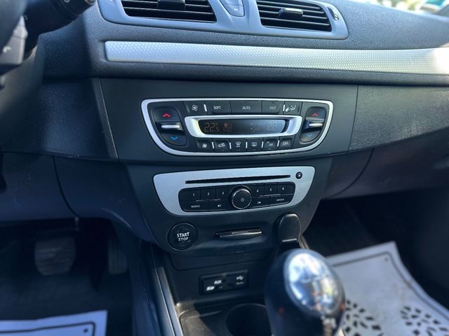 Renault Megane - фото 2