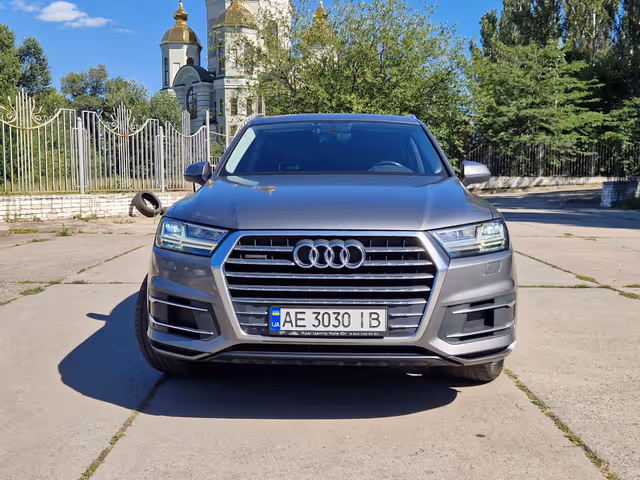 Audi Q7 - зображення 2