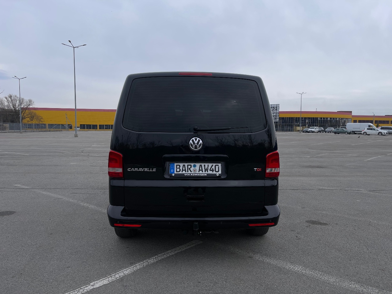 Volkswagen Caravelle - фото 3