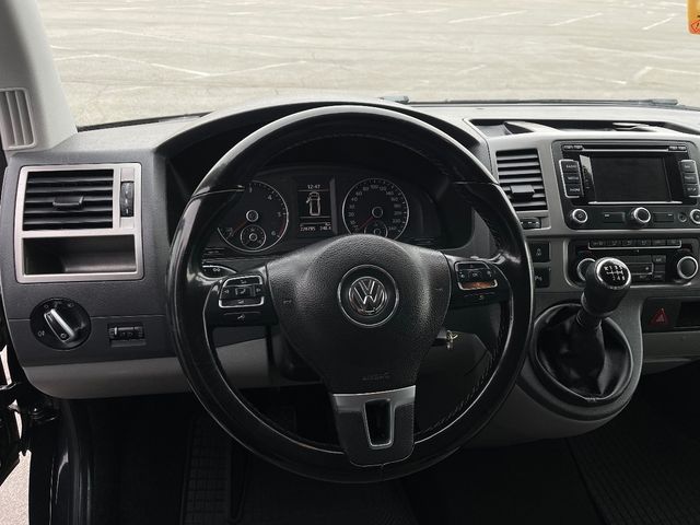 Volkswagen Caravelle - фото 3