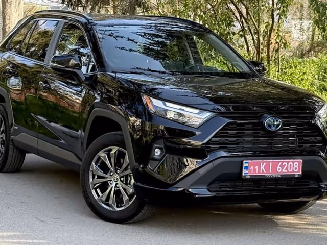 Toyota RAV4 - зображення 2