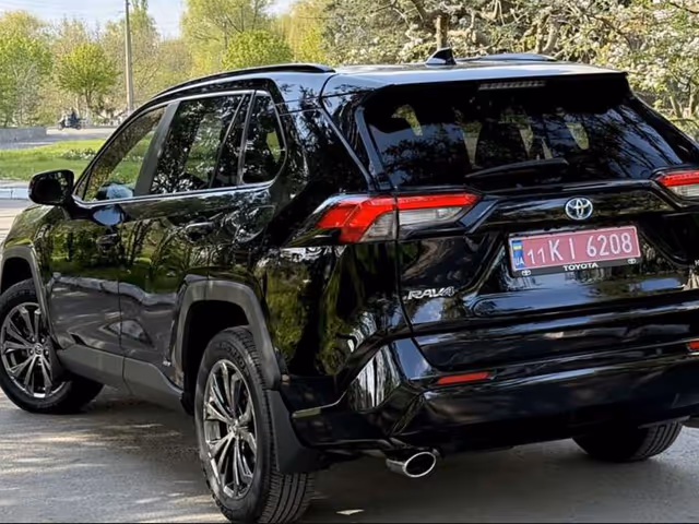 Toyota RAV4 - зображення 3