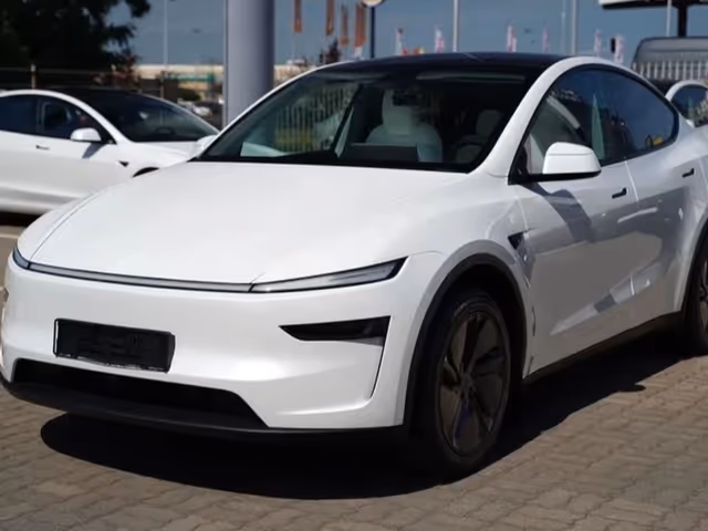 Tesla Model Y - зображення 1