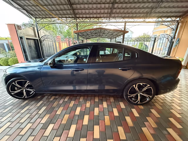Volvo S60 - зображення 2