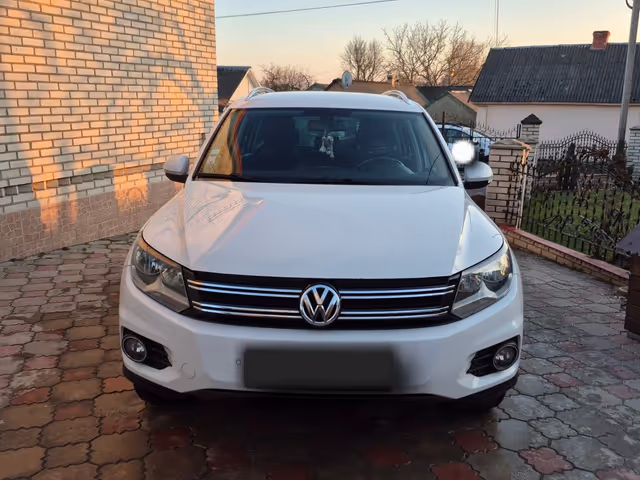 Volkswagen Tiguan - зображення 1