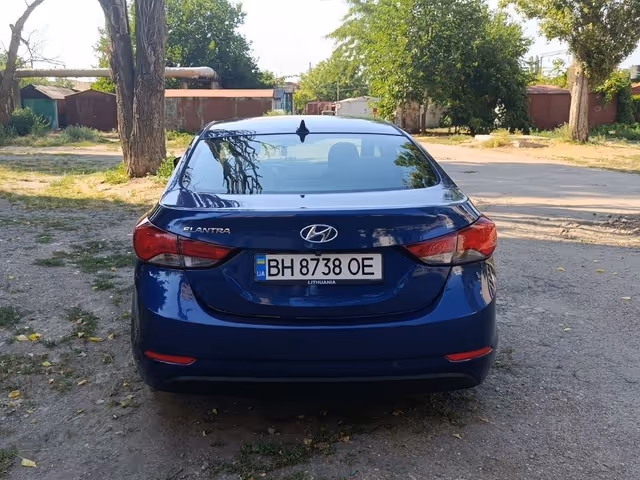 Hyundai Elantra - зображення 5