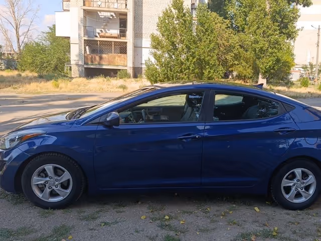 Hyundai Elantra - зображення 3