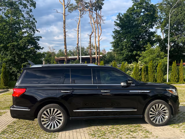 Lincoln Navigator - зображення 3