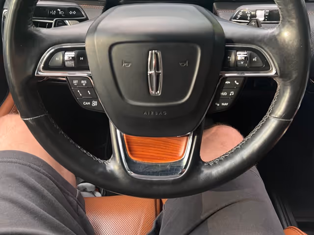Lincoln Navigator - зображення 5